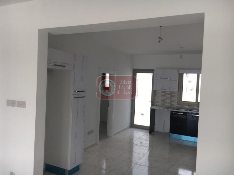 Lefkoşa Gönyeli’de Satılık 200 M2 Dubleks Türk Malı Müstakil Ev 140,000